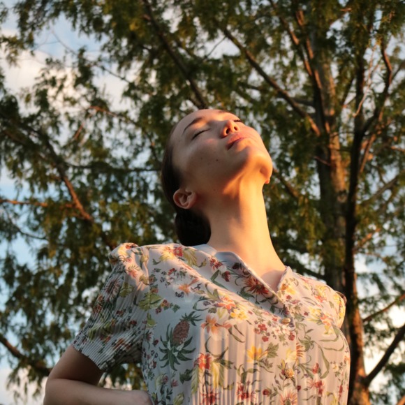 Meet your Posher, Sharon - Picture 1 of 1